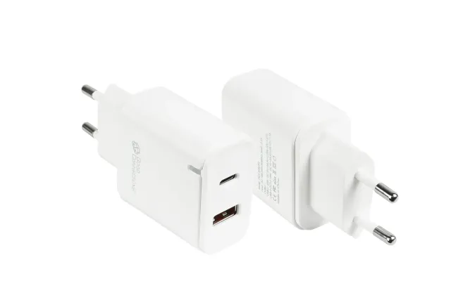 Good Connections 20W 2-Port USB-Schnellladegerät weiß PD 3.0